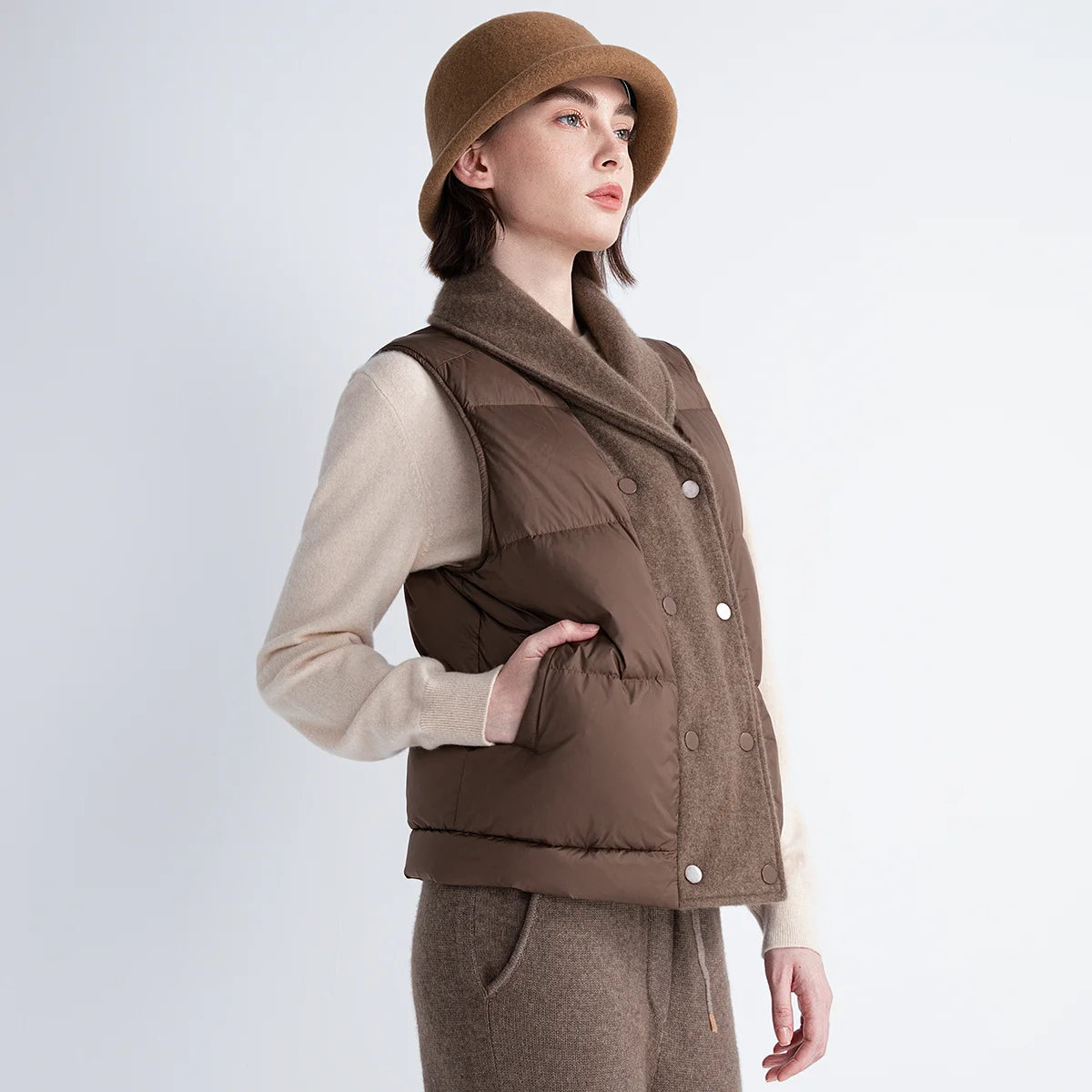 TH852186 High-End Women’s Down Gilet LP 100% White Goose Down Vest Cashmere Knit Front Warm Short Puffer